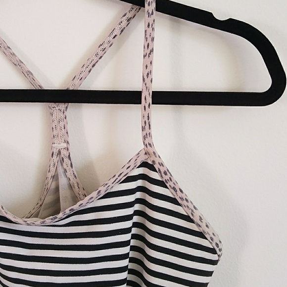 Lululemon Power Y Tank Narrow Bold Stripe - Picture 4 of 7